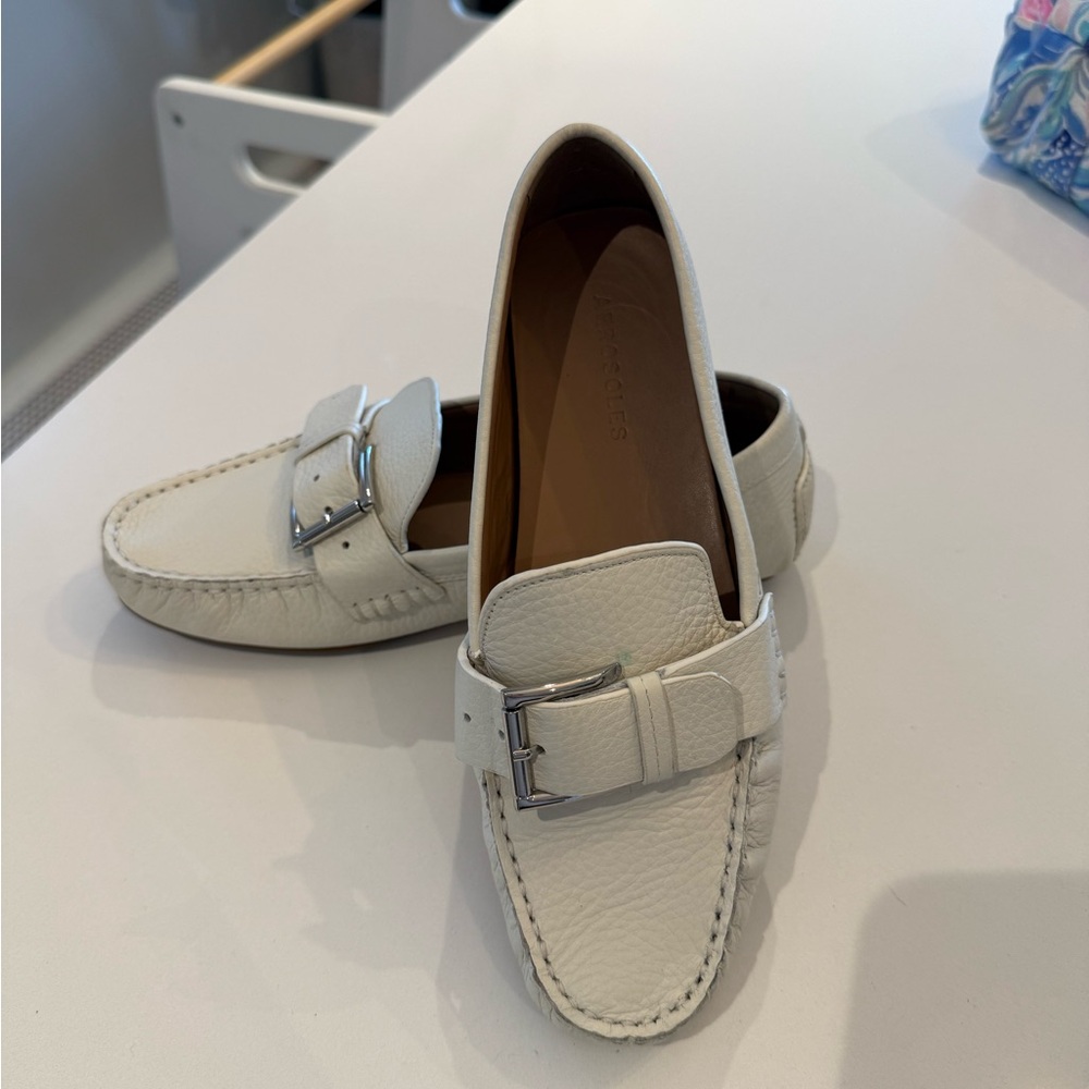 AEROSOLES White Leather Buckle Loafers